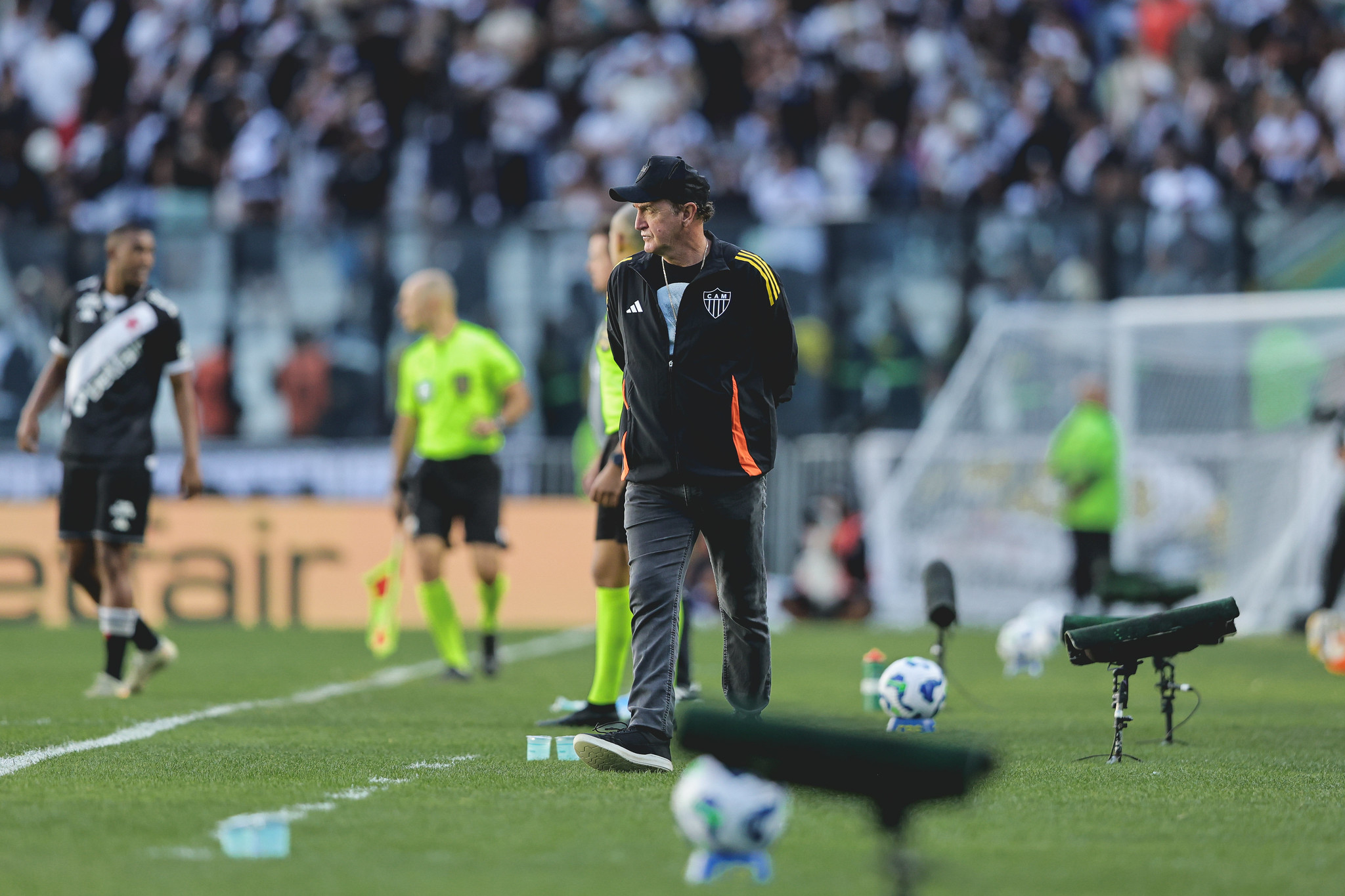 Cuca Slams 'Disputable' Penalty: Vasco vs. Atlético-MG Fallout